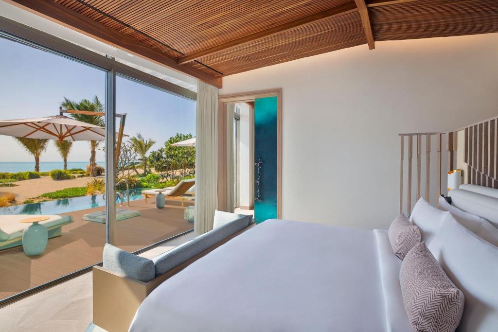 The St. Regis Red Sea 15