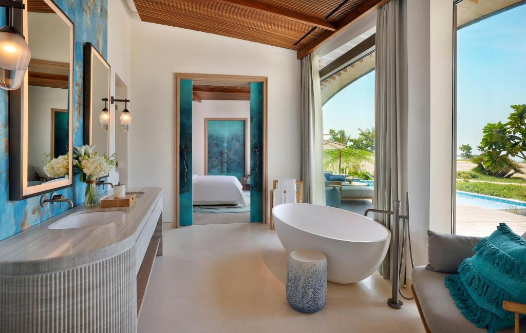 The St. Regis Red Sea 16