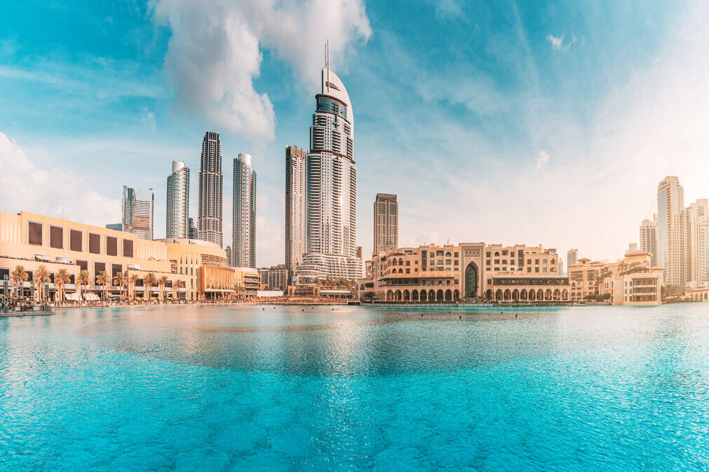 ADDRESS FOUNTAIN VIEWS.jpg