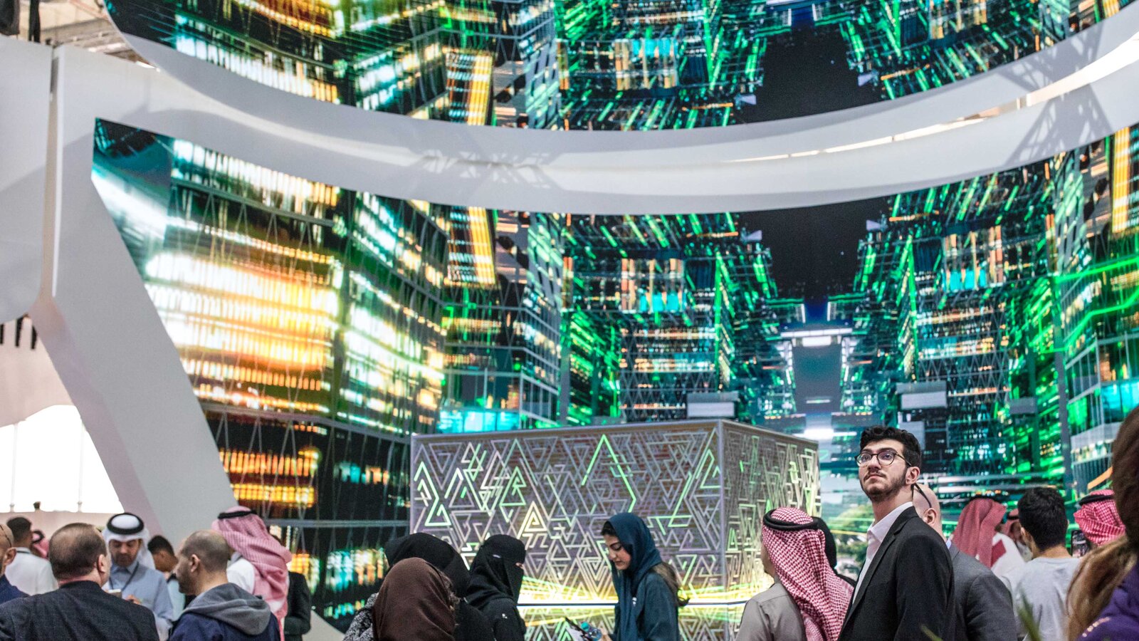 SAUDI AI 09 vtlj videoSixteenByNineJumbo1600